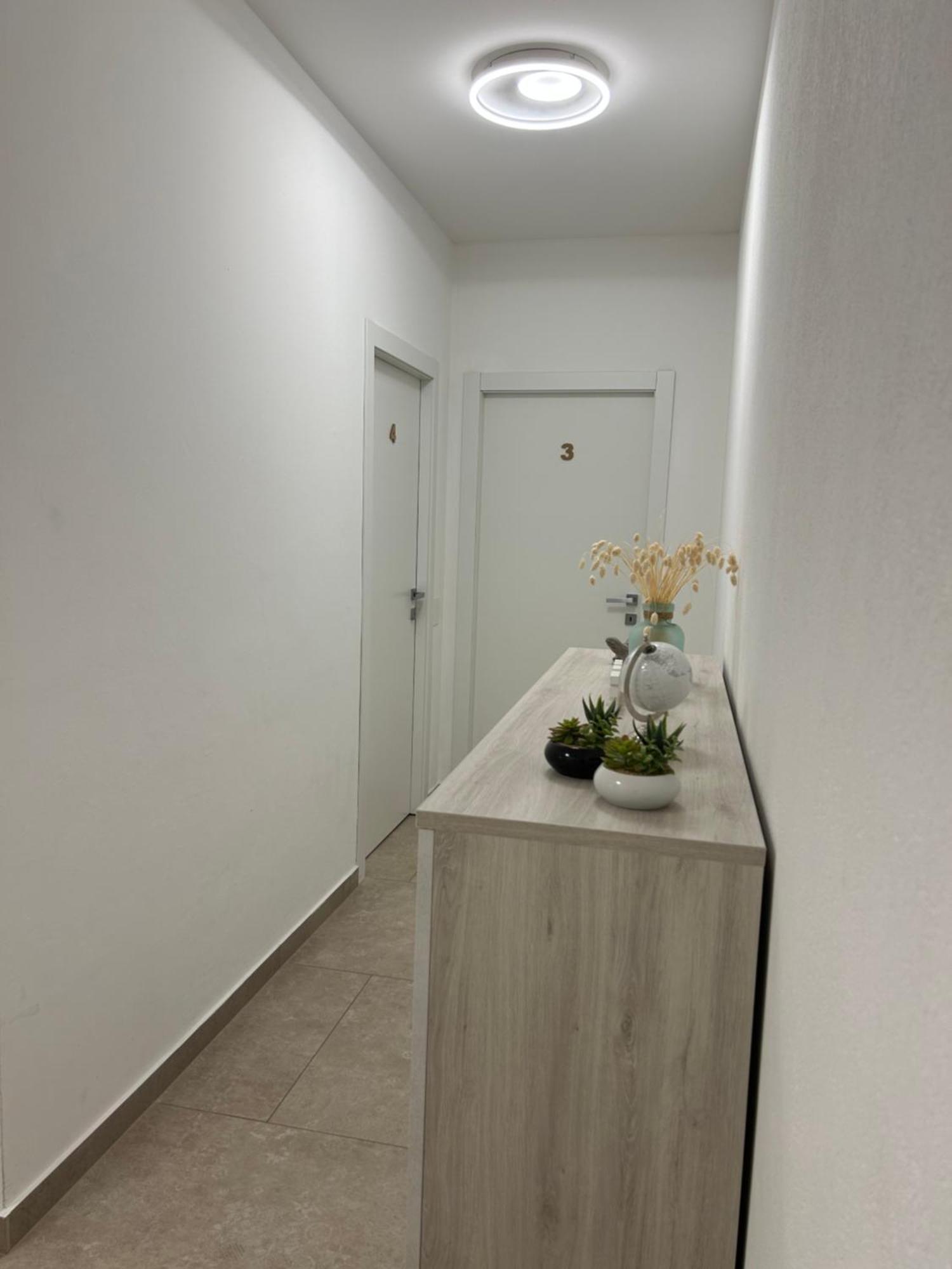 *Veranda'S Rooms* - Free Parking In Central Lugano Luaran gambar