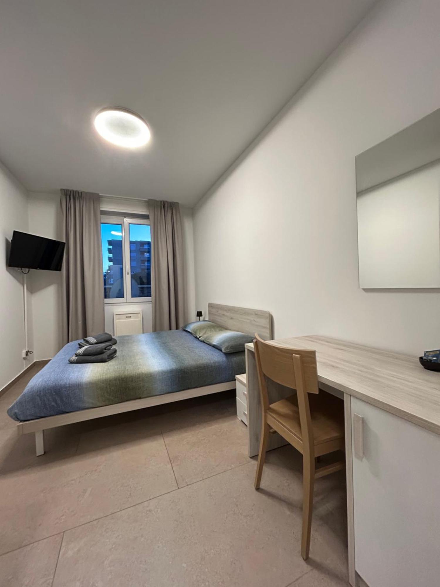 *Veranda'S Rooms* - Free Parking In Central Lugano Luaran gambar