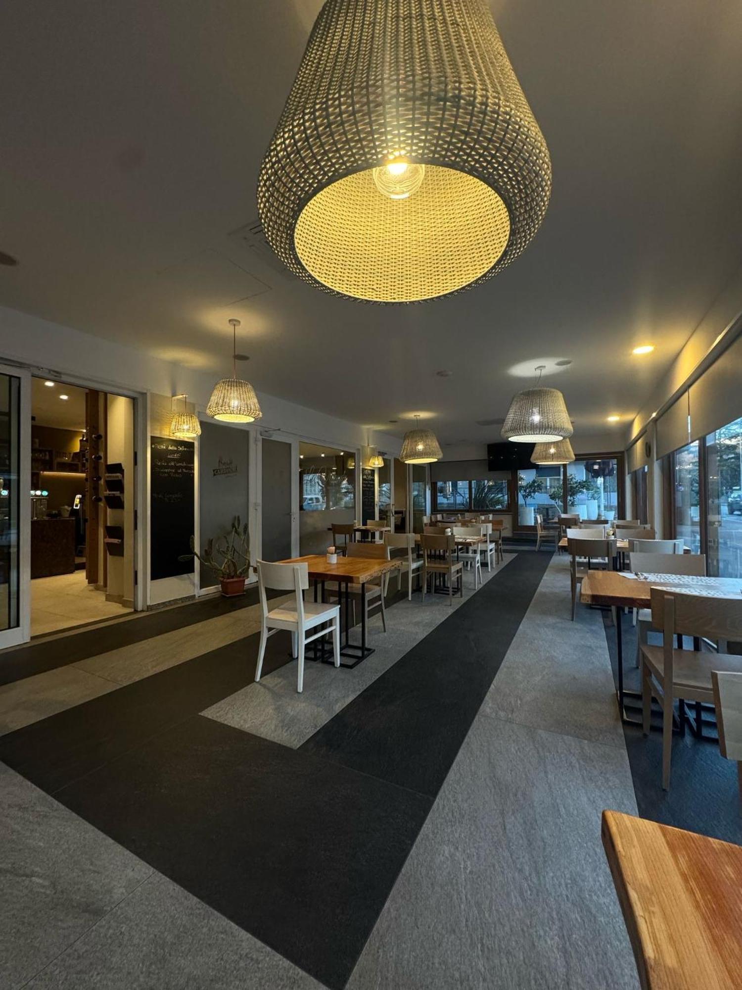 *Veranda'S Rooms* - Free Parking In Central Lugano Luaran gambar